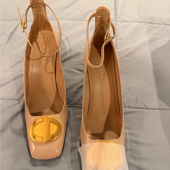 Dior Beige Patent Leather Ankle-Strap Pumps with Gold Medallion - Picture 7 of 7
